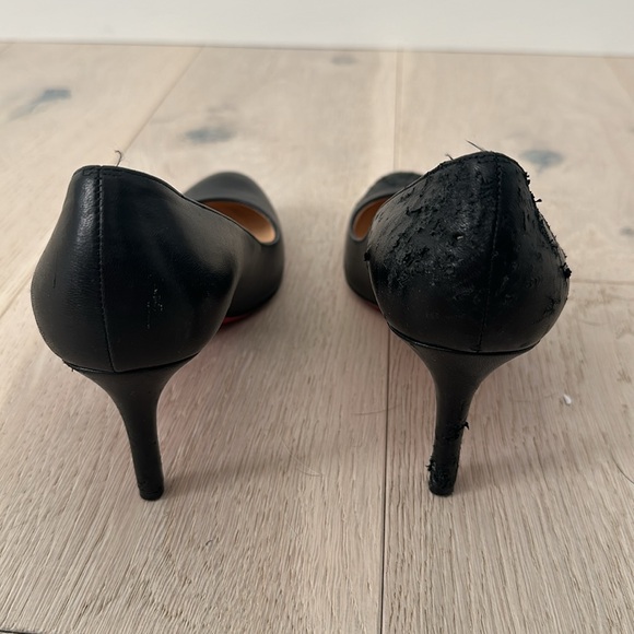 Christian Louboutin 85mm black round toe heel 38.5 - flawed see photos - Picture 5 of 5